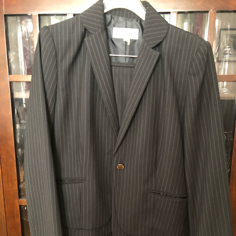 Calvin Klein 2 piece suit